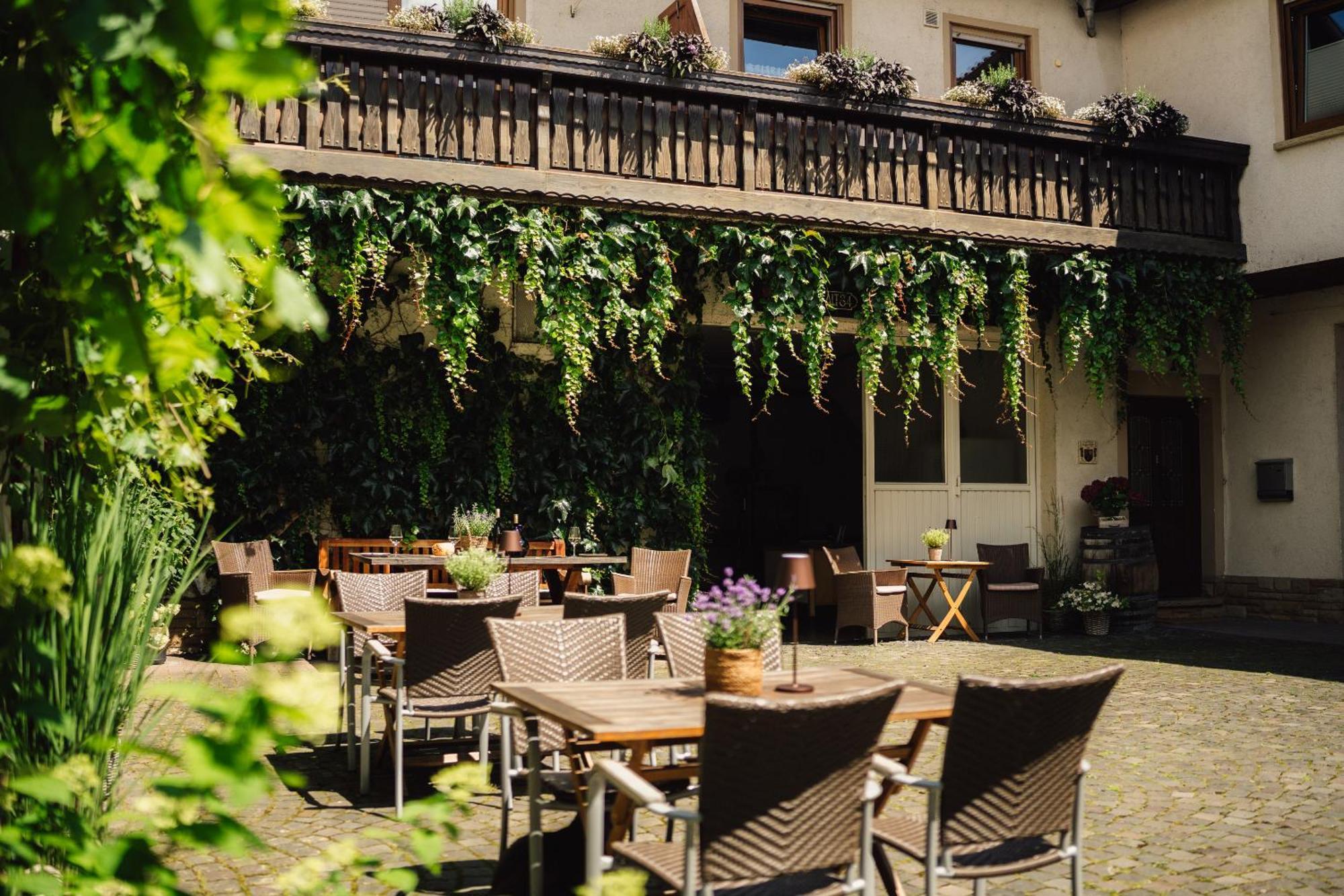 Weingut Und Gaestehaus Holger Alt Monzingen Экстерьер фото